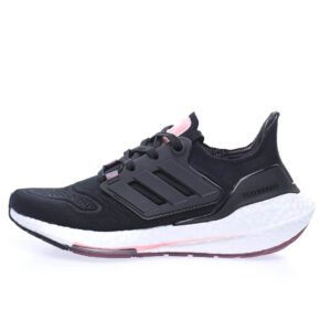 Adidas Ultra Boost 22 Consortium Black Legacy Purple (W) / אדידס אולטרה בוסט 22