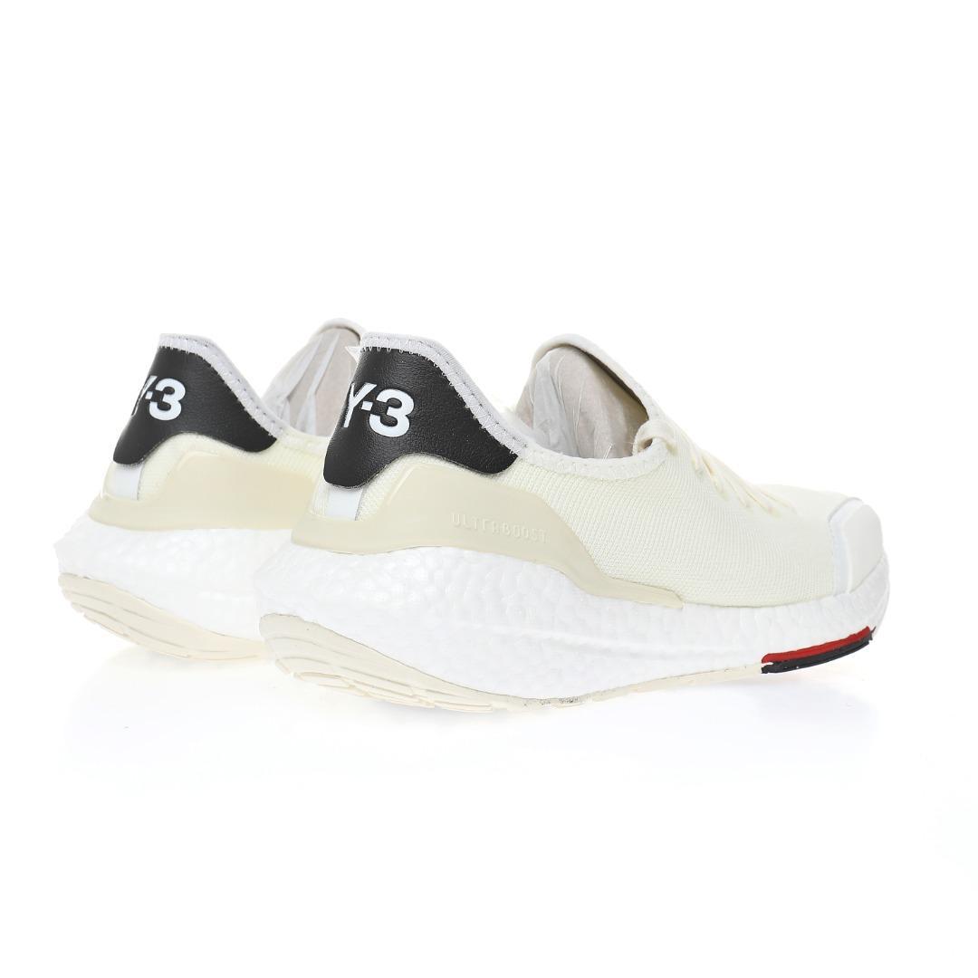 Adidas Y-3 Ultra Boost 21 Consortium Core White / אדידס אולטרה בוסט 21 – תמונה 3